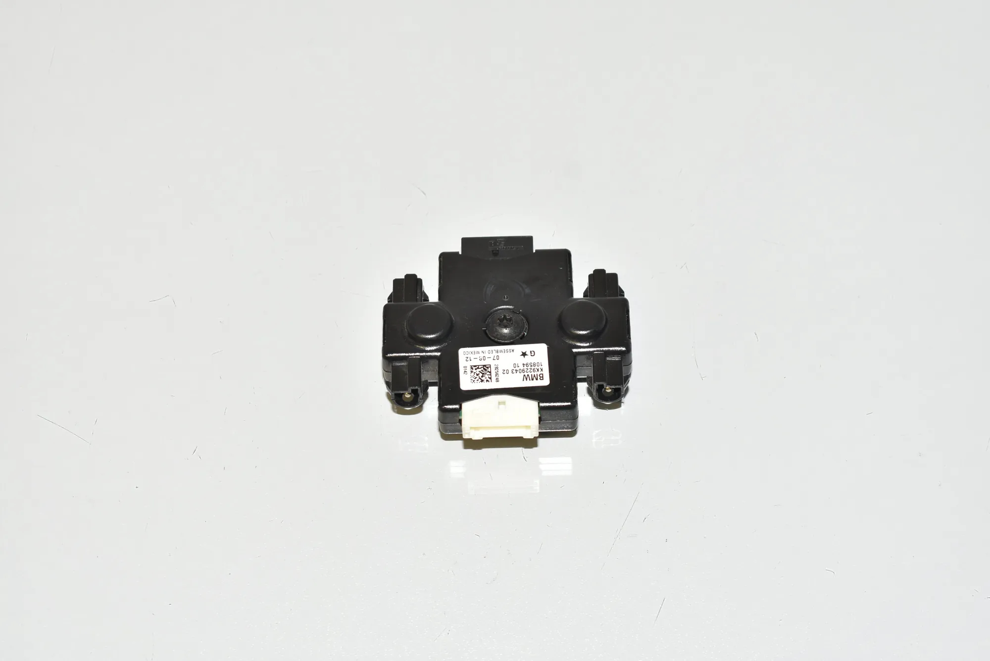 Antenna Amplifier – OEM 9229043 · BMW 3 Touring (F31) 330 d 2012