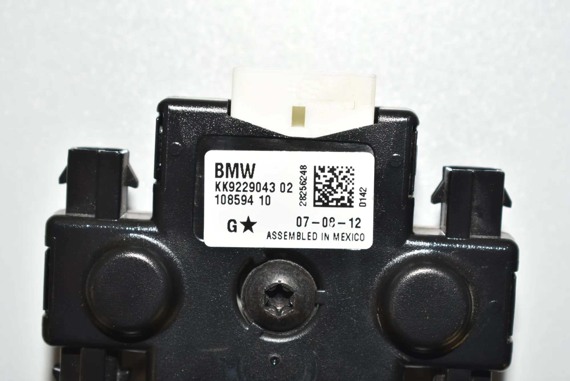 Antenna Amplifier – OEM 9229043 · BMW 3 Touring (F31) 330 d 2012 – 4
