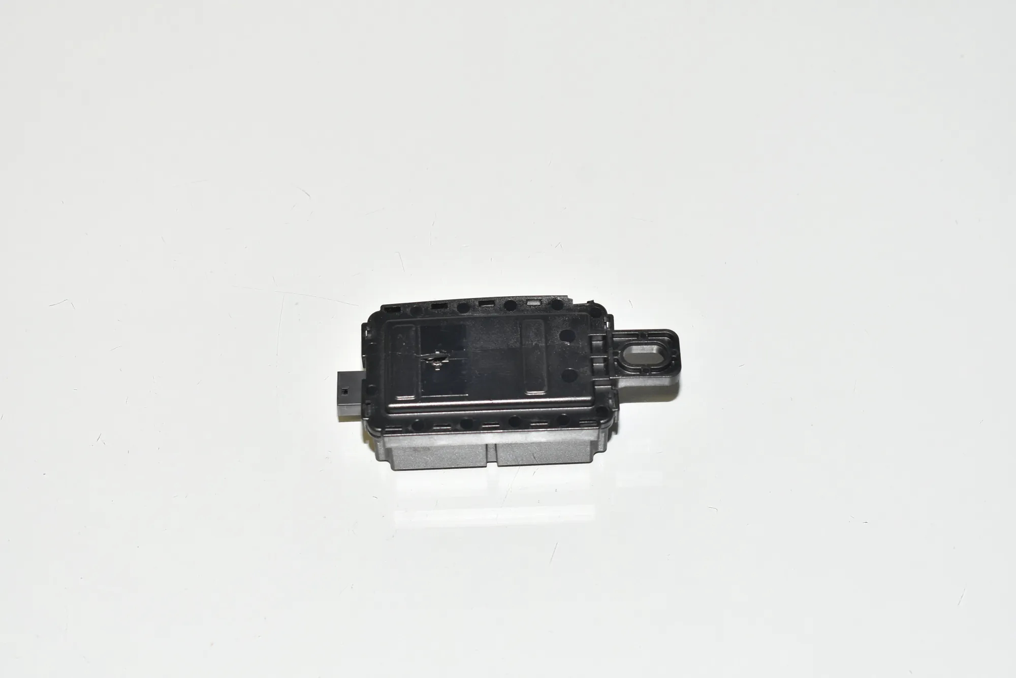 Antenna Amplifier – OEM 9269634 · BMW 3 Touring (F31) 330 d 2012 – 3
