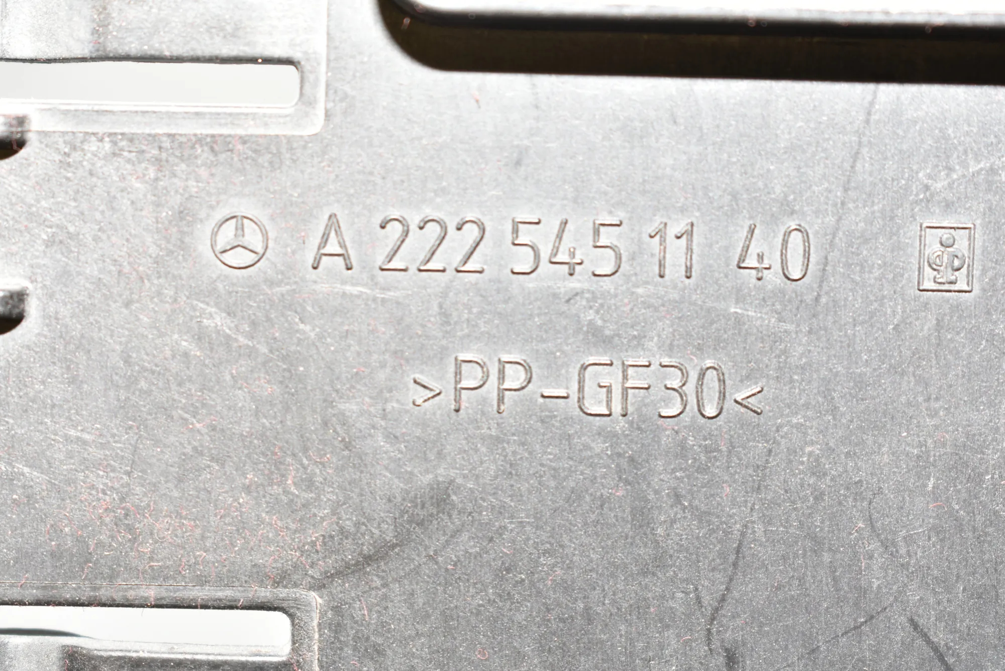 Other Body Parts – OEM A2225451140 · MERCEDES-BENZ S (W222, V222, X222) (2013 - -) S 350 BlueTEC / d (222.132, 222.032, 222.123) 2013 – 4