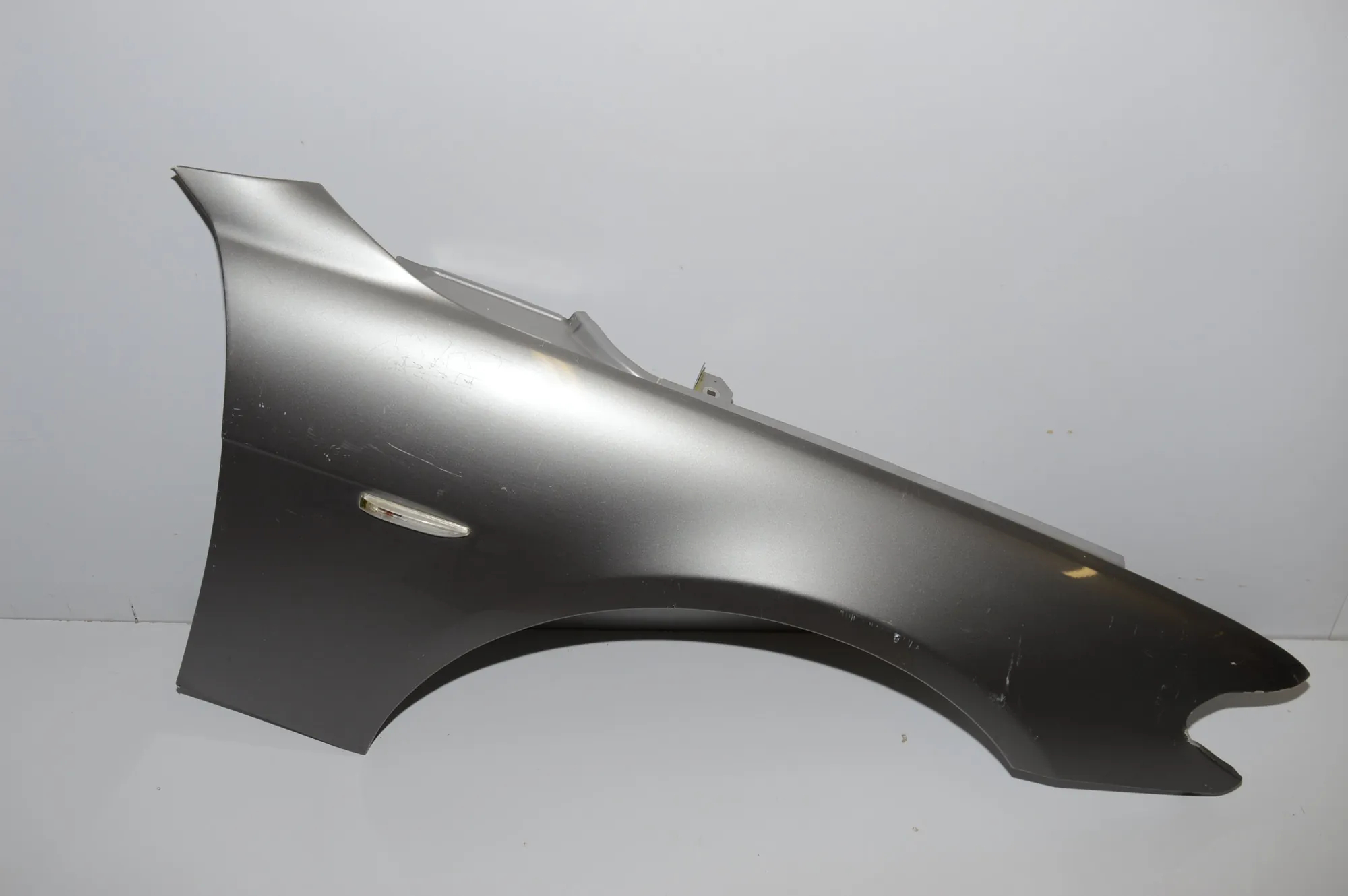 Front Right Fender · BMW 7 (E65, E66, E67) BMW 7 (E65, E66, E67) 730 d 2002 – 2