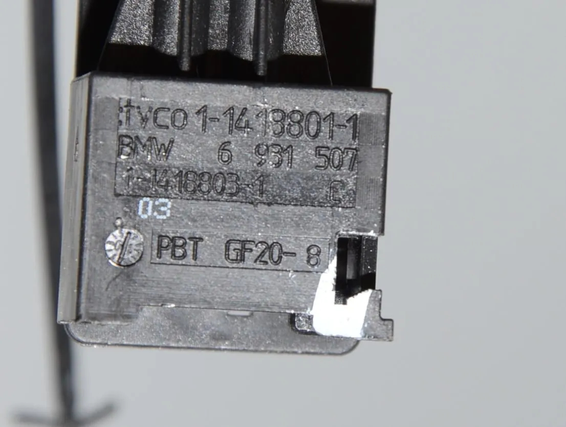 Other Control Units – OEM 6931507 · BMW 3 Touring (E91) 330 d 2010 – 4