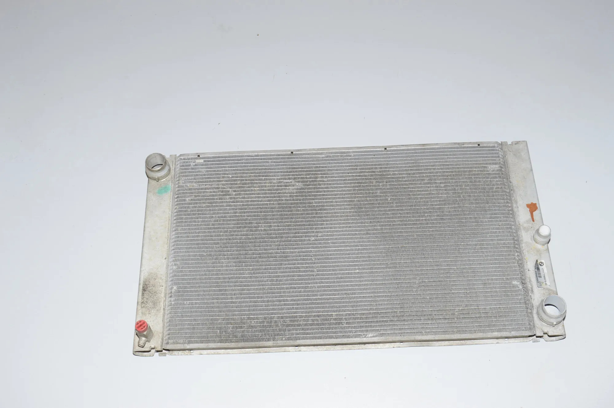 Cooling Radiator – OEM 7795878 · BMW 5 (E60) BMW 5 (E60) 520 d 2005