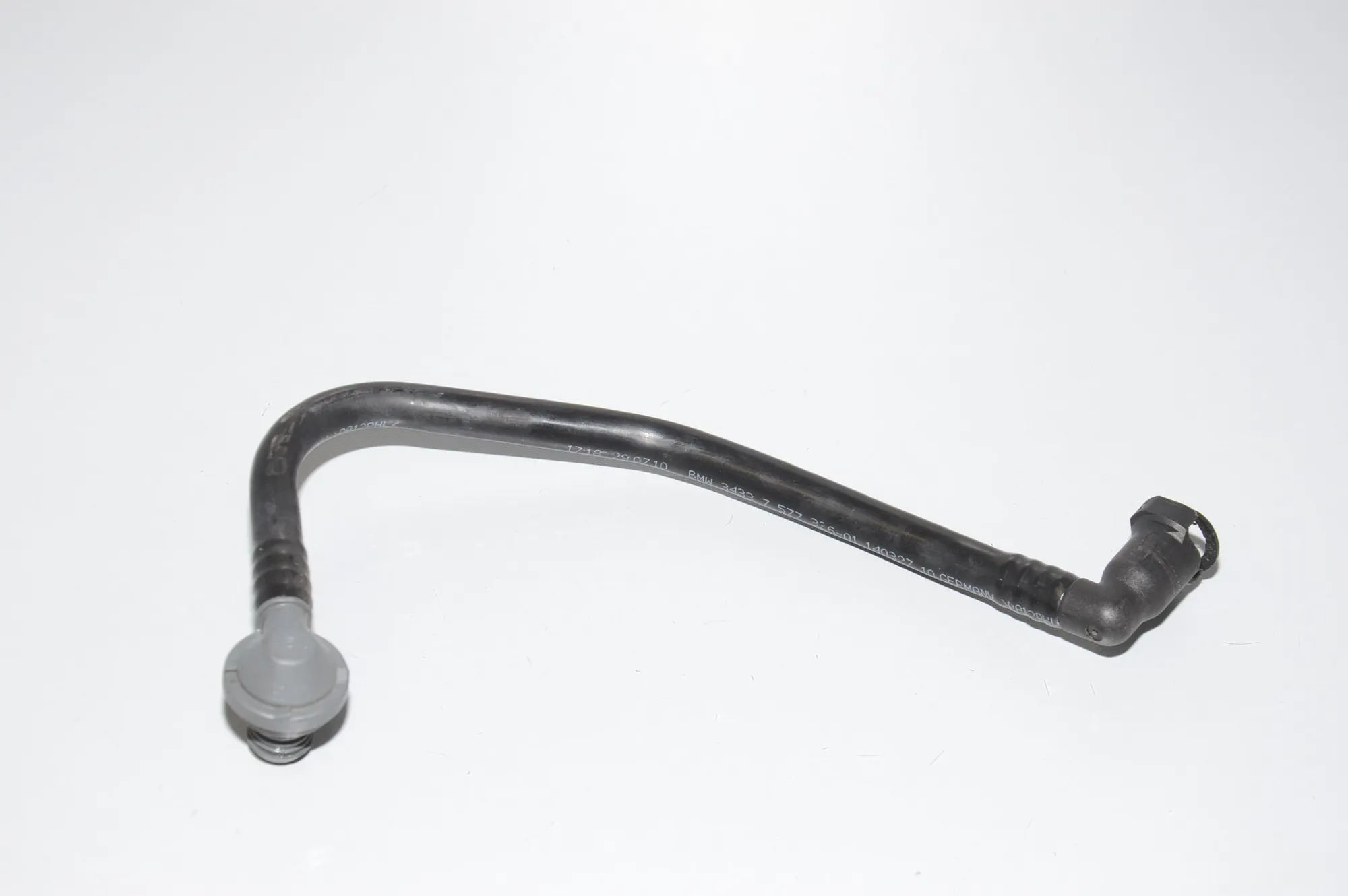 Vacuum Tube – OEM 7577336 · BMW 3 Touring (E91) 330 d 2010 – 2