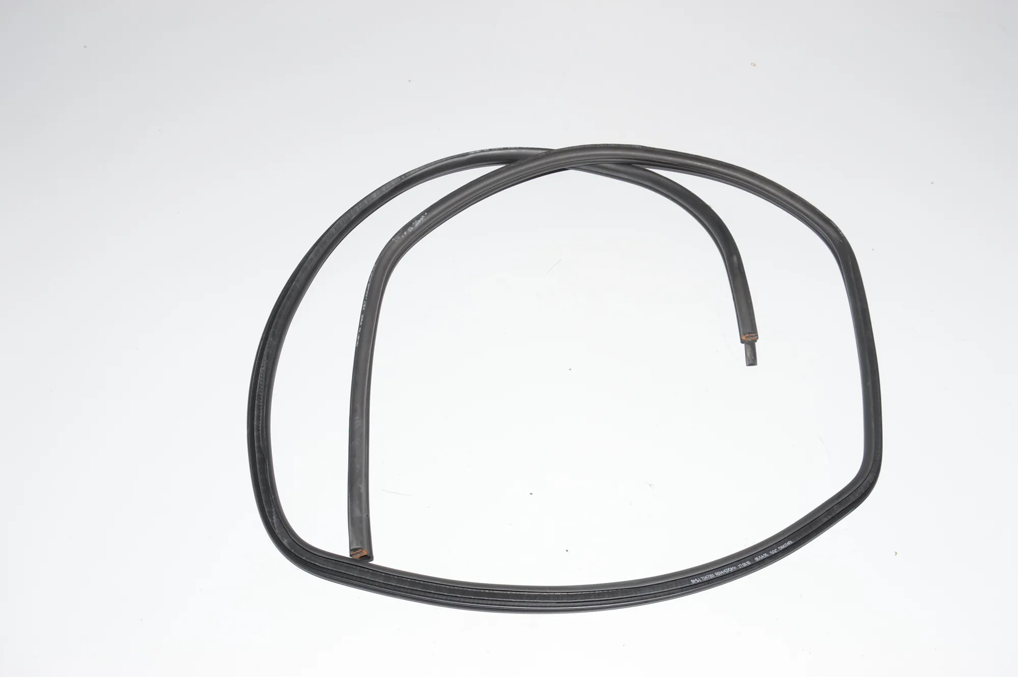 Rear Left Door Seal Rubber – OEM 7247262 · BMW 3 Touring (E91) 330 d 2010 – 4