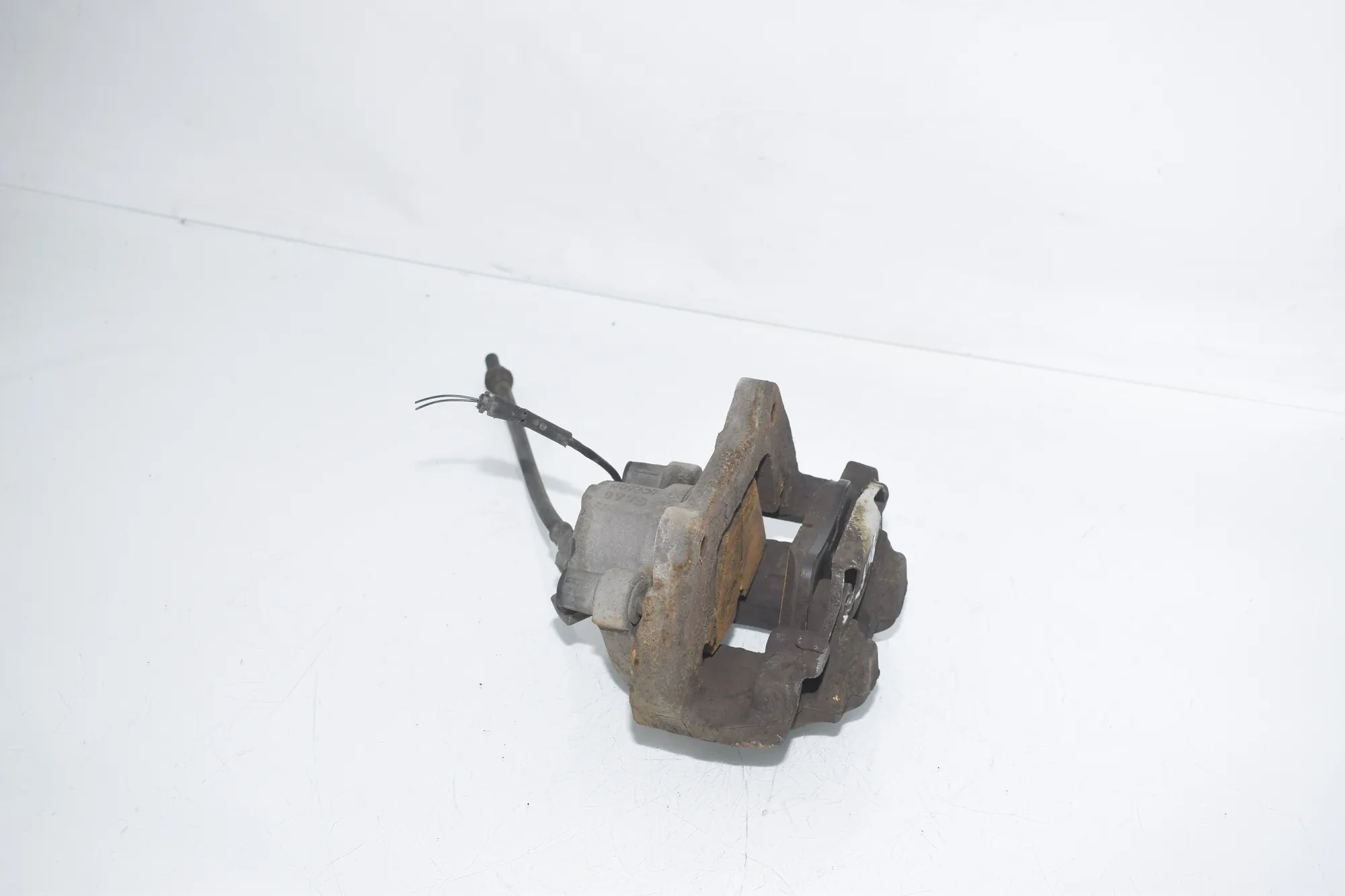 Front Left Brake Caliper – OEM 6850969 · BMW 4 Coupe (F32, F82) 430 d xDrive 2014 – 4
