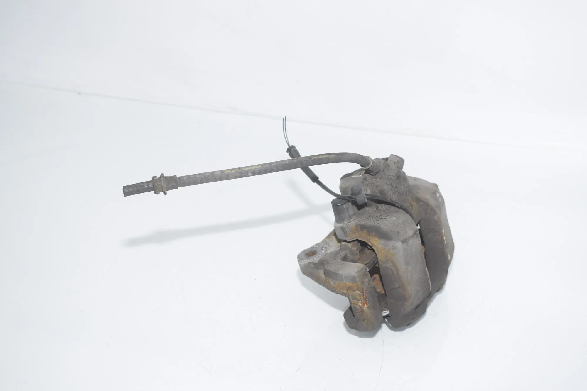 Front Left Brake Caliper – OEM 6850969 · BMW 4 Coupe (F32, F82) 430 d xDrive 2014 – 2