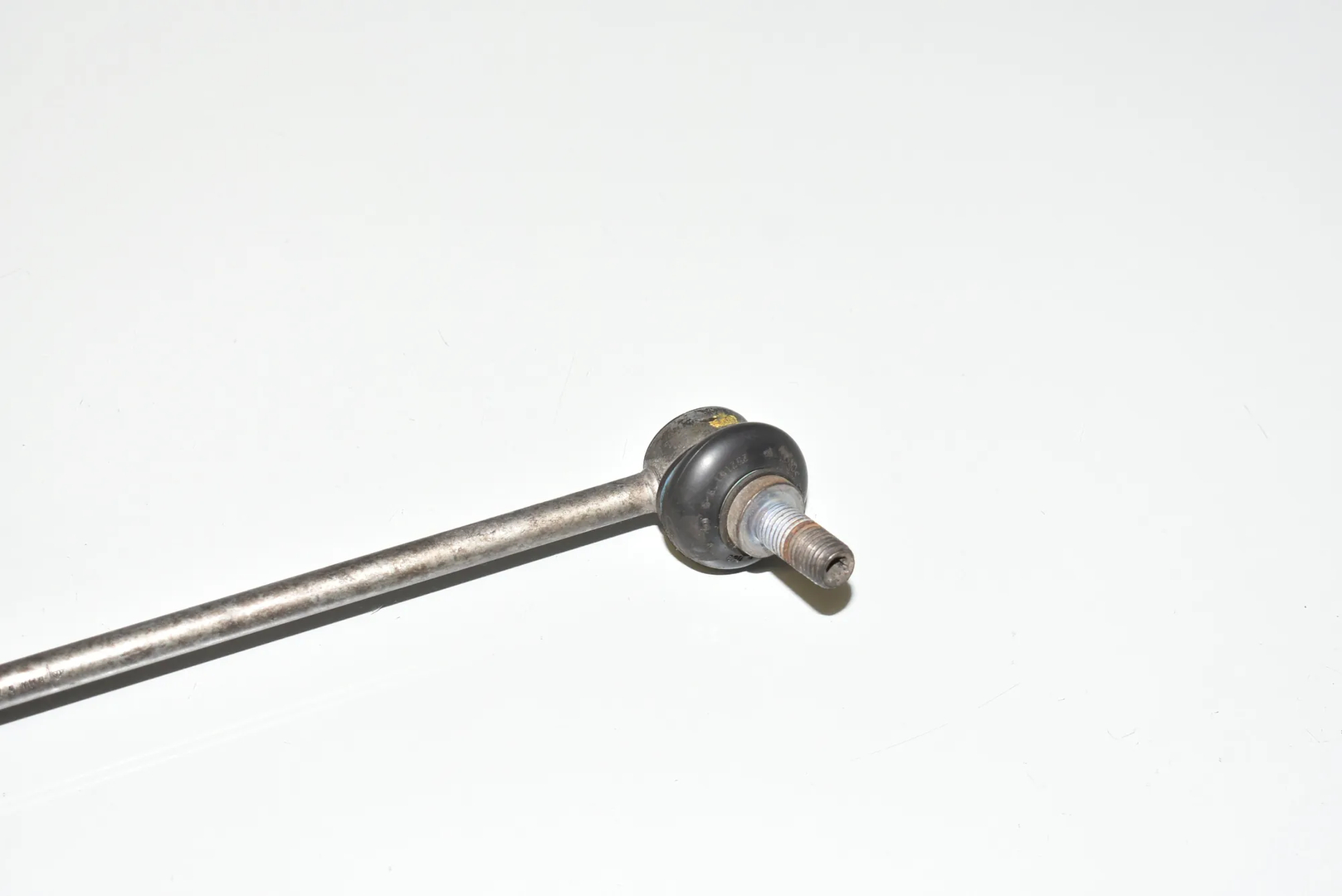 Front Right Stabilizer Link – OEM 6777319 · BMW 5 Touring (F11) M 550 d xDrive 2012 – 3