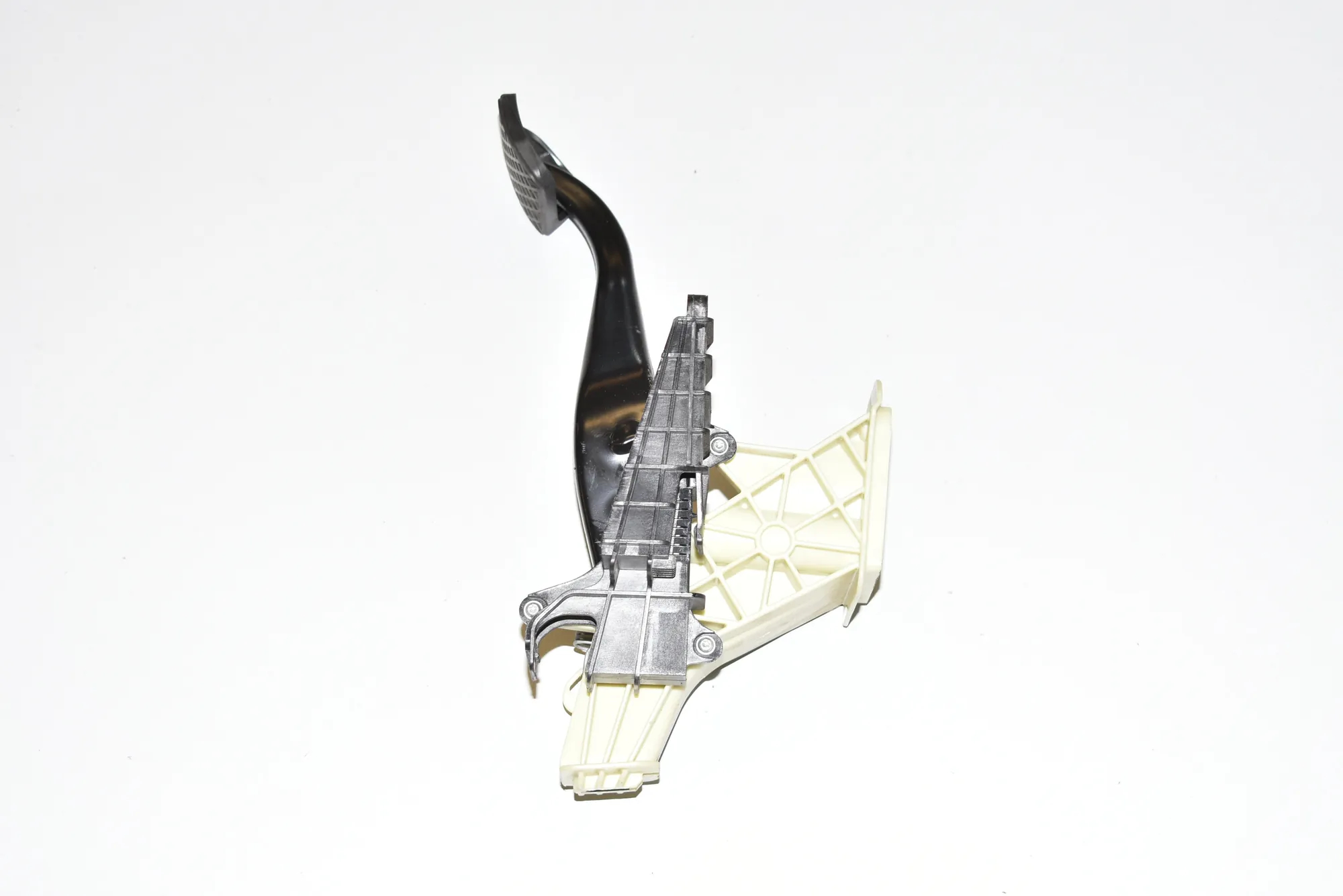 Brake Pedal – OEM 6775368 · BMW 5 Touring (F11) M 550 d xDrive 2012 – 2