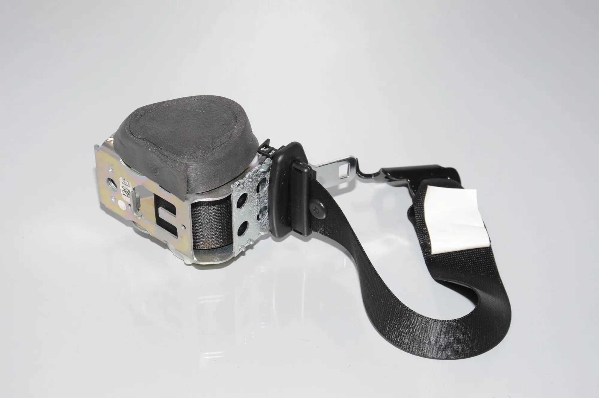 Rear Left Seatbelt – OEM 7258447 · BMW X3 (F25) BMW X3 (F25) xDrive 20 d 2015 – 3