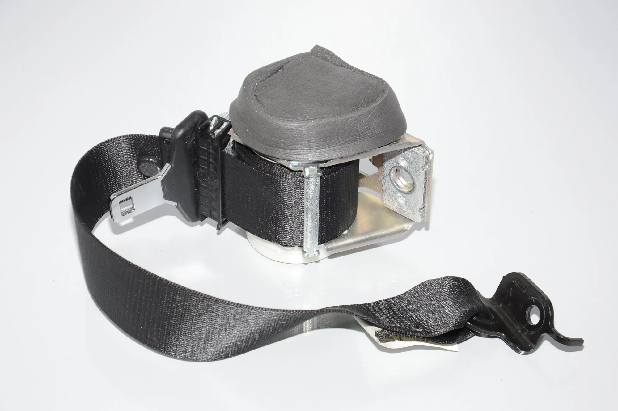 Rear Left Seatbelt – OEM 7258447 · BMW X3 (F25) BMW X3 (F25) xDrive 20 d 2015 – 4