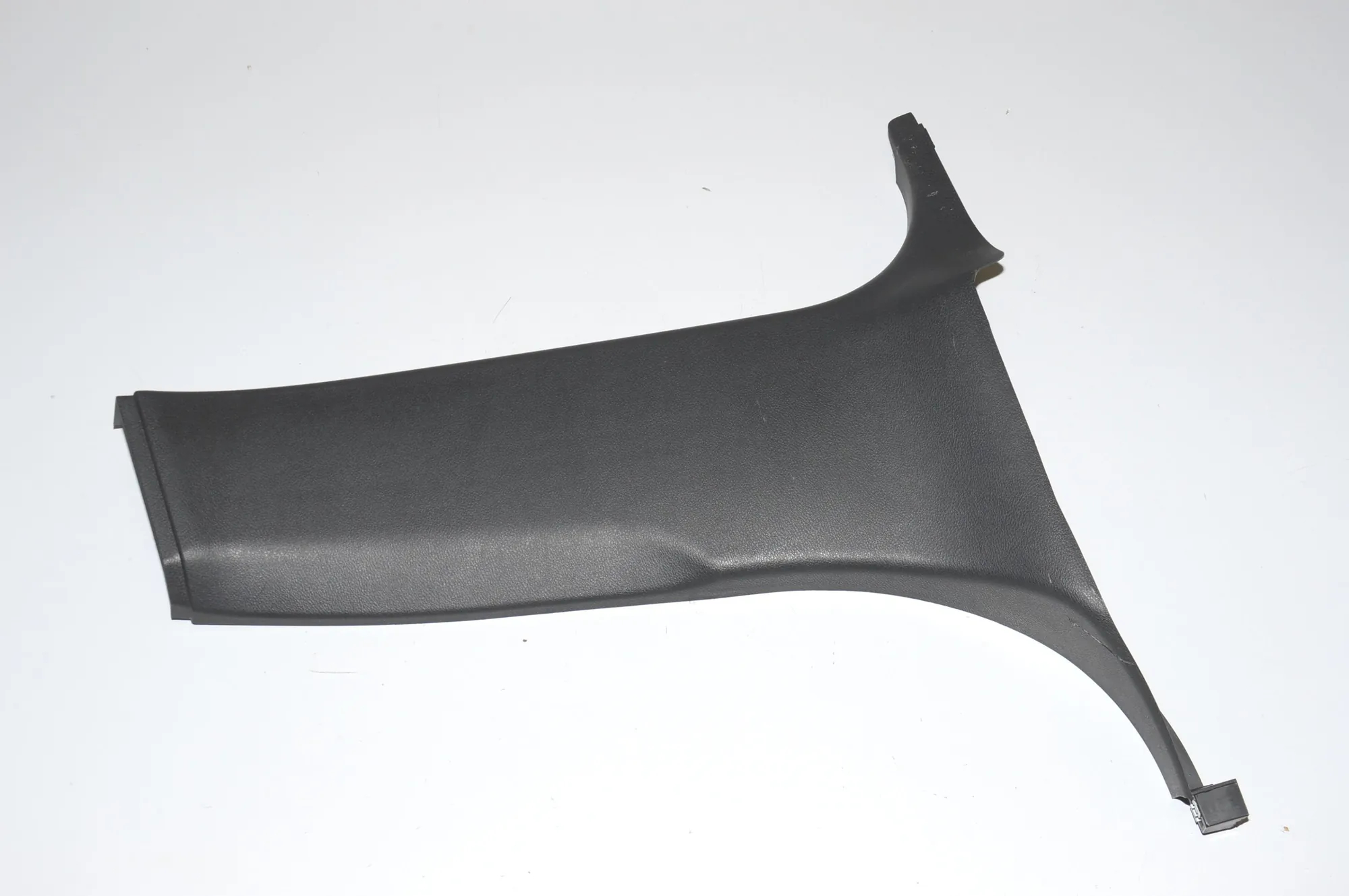 Right Side B Pillar Trim – OEM 9169308 · BMW X3 (F25) BMW X3 (F25) xDrive 20 d 2015 – 2