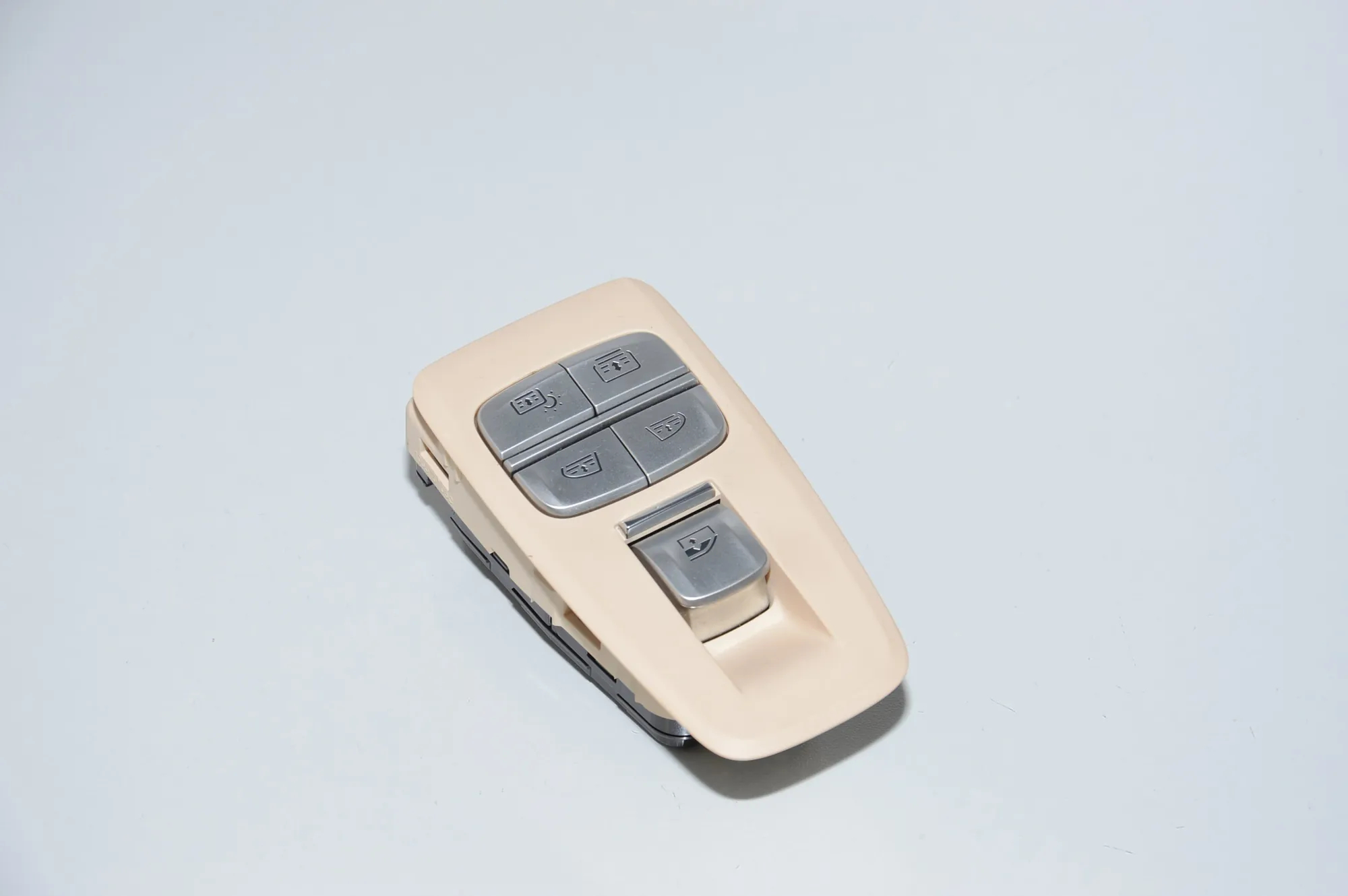 Rear Left Door Window Switch – OEM 9382506 · BMW 7 (G11, G12) BMW 7 (G11, G12) 725 d, Ld 2015