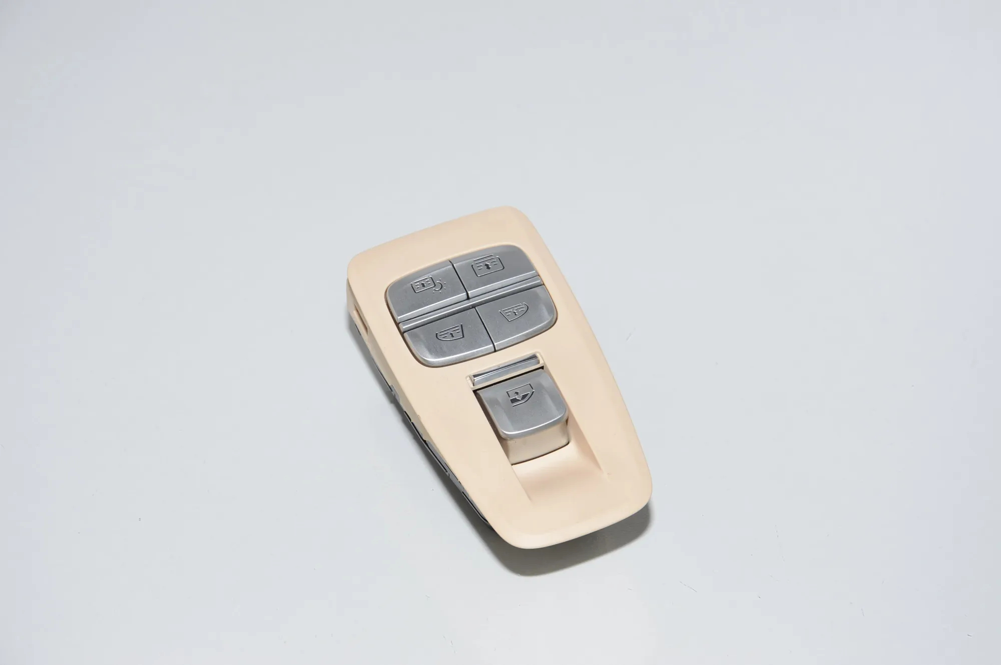 Rear Right Door Window Switch – OEM 9382506 · BMW 7 (G11, G12) BMW 7 (G11, G12) 725 d, Ld 2015