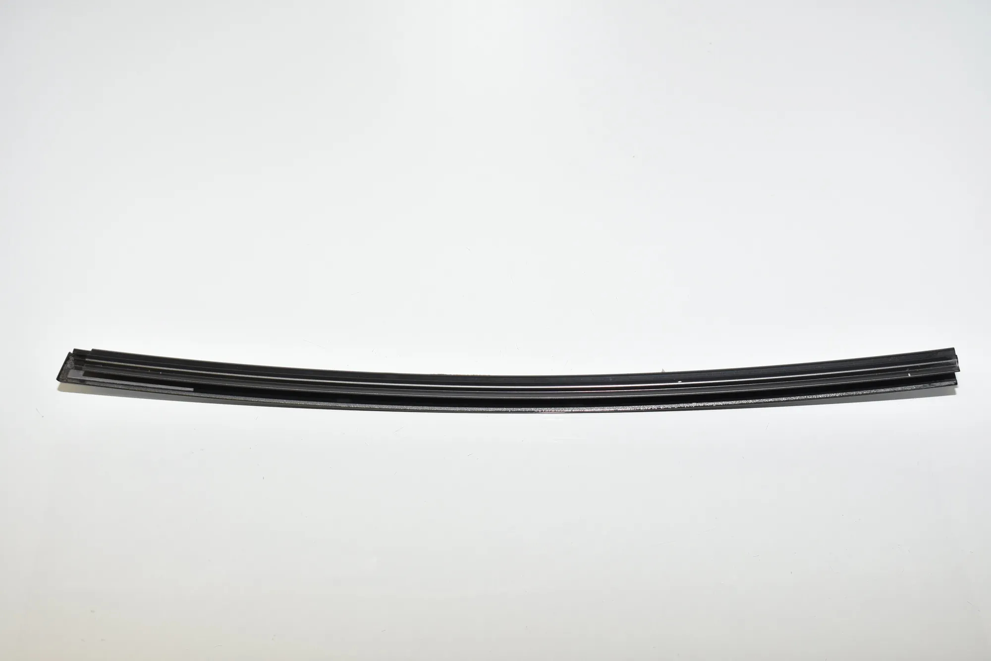Other Trim Parts – OEM 7370320 · BMW 7 (G11, G12) BMW 7 (G11, G12) 745 Le Plug-in-Hybrid xDrive 2020 – 3