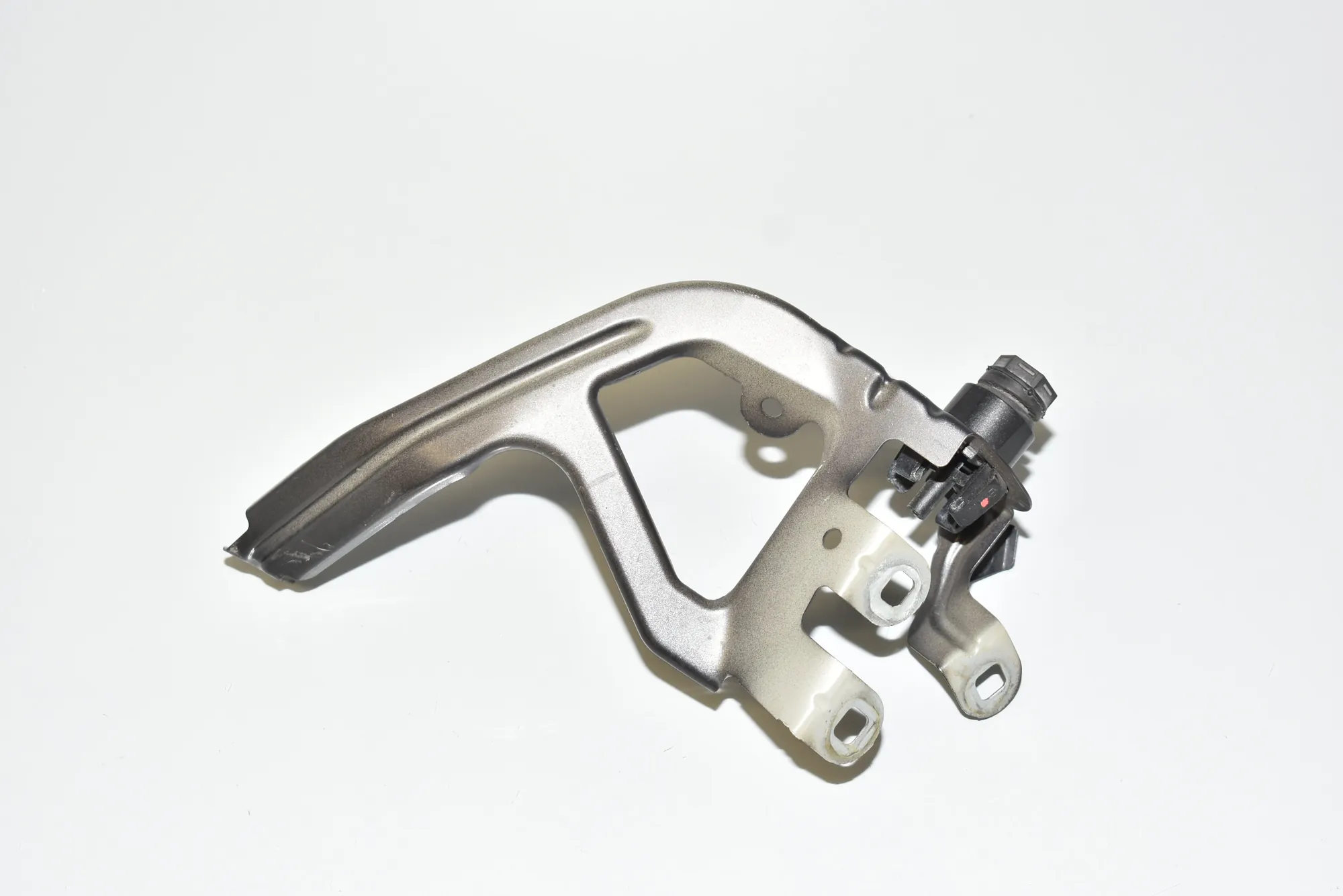 Front Left Fender Holder – OEM 7183752 · BMW 5 Touring (F11) M 550 d xDrive 2012 – 2