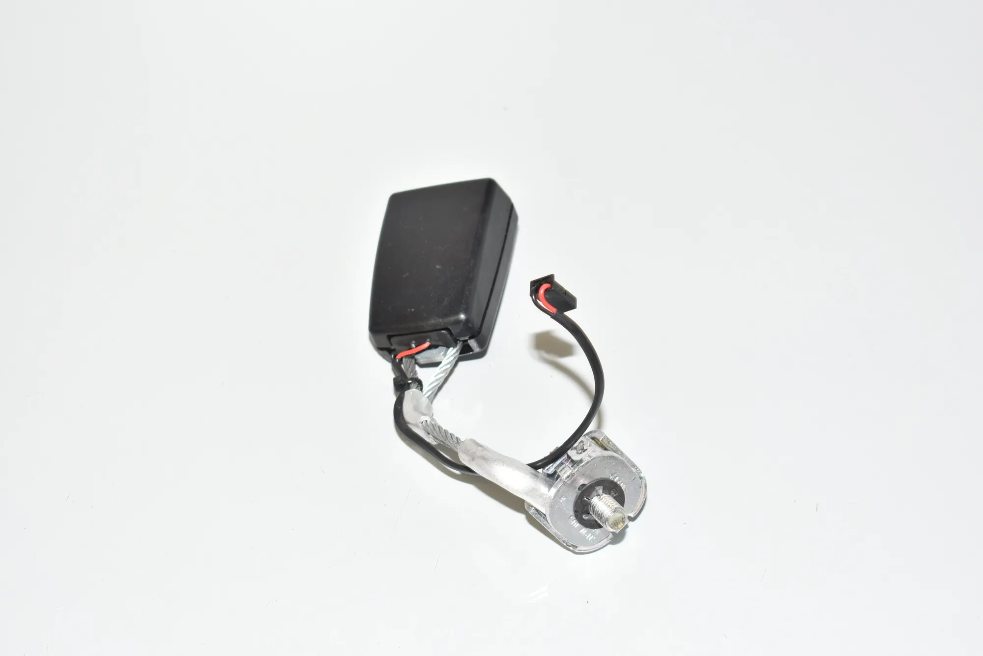 Rear Right Seat Buckle – OEM 7243274 · BMW 5 Touring (F11) M 550 d xDrive 2012 – 2