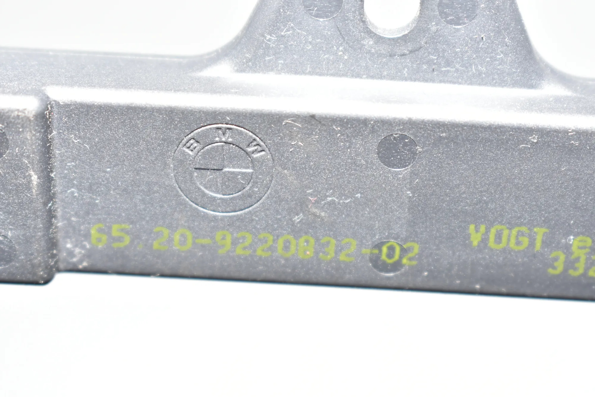Antenna – OEM 9220832 · BMW 5 Touring (F11) M 550 d xDrive 2012 – 4