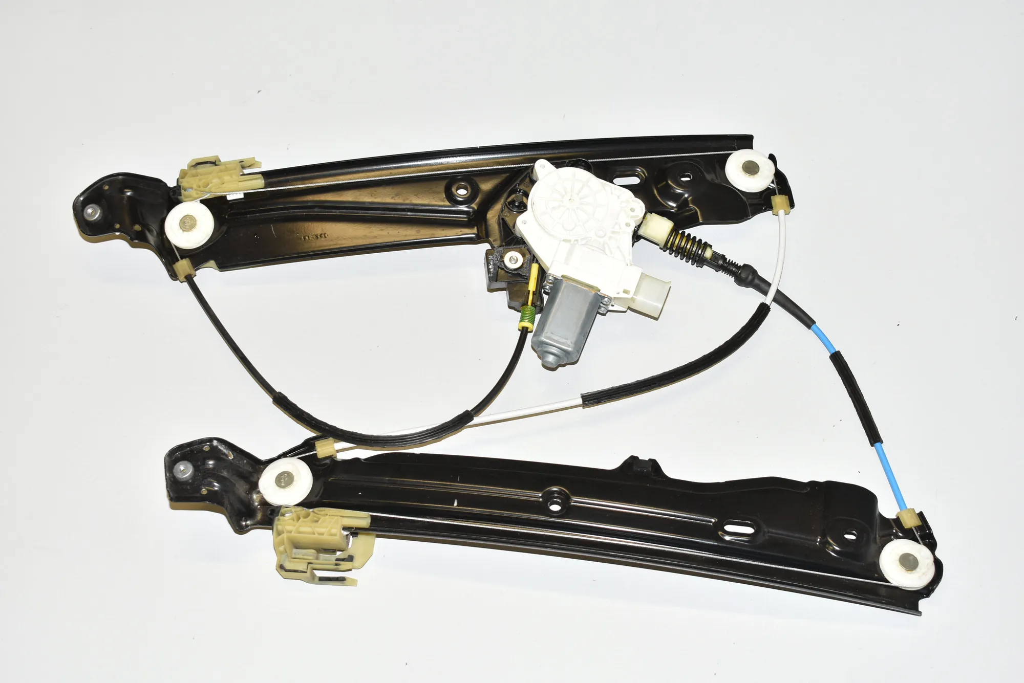 Front Left Door Window Regulator – OEM 7182131 · BMW 5 Touring (F11) M 550 d xDrive 2012