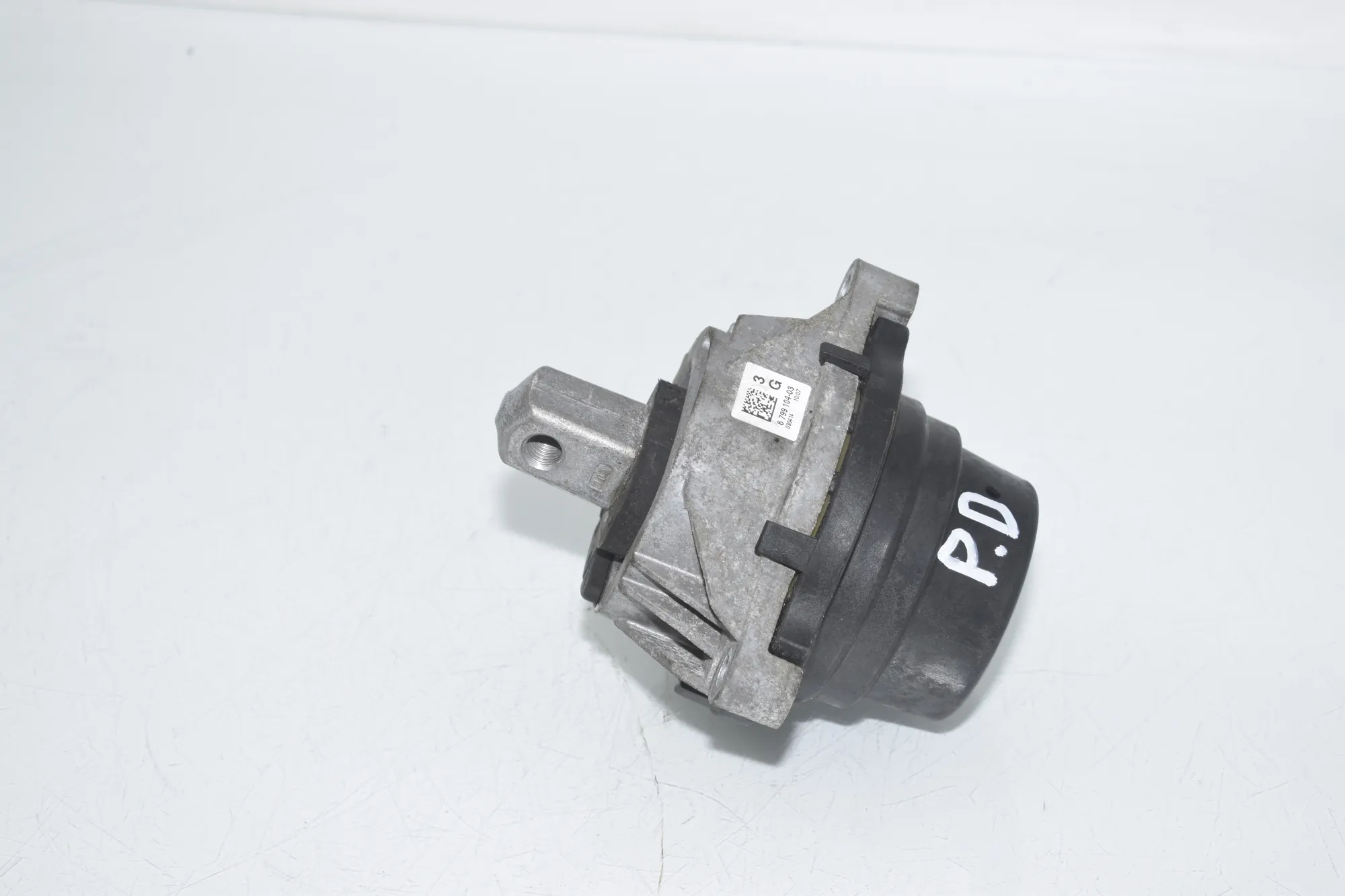 Right Side Engine Mount – OEM 6799104 · BMW 4 Coupe (F32, F82) 430 d xDrive 2014 – 2