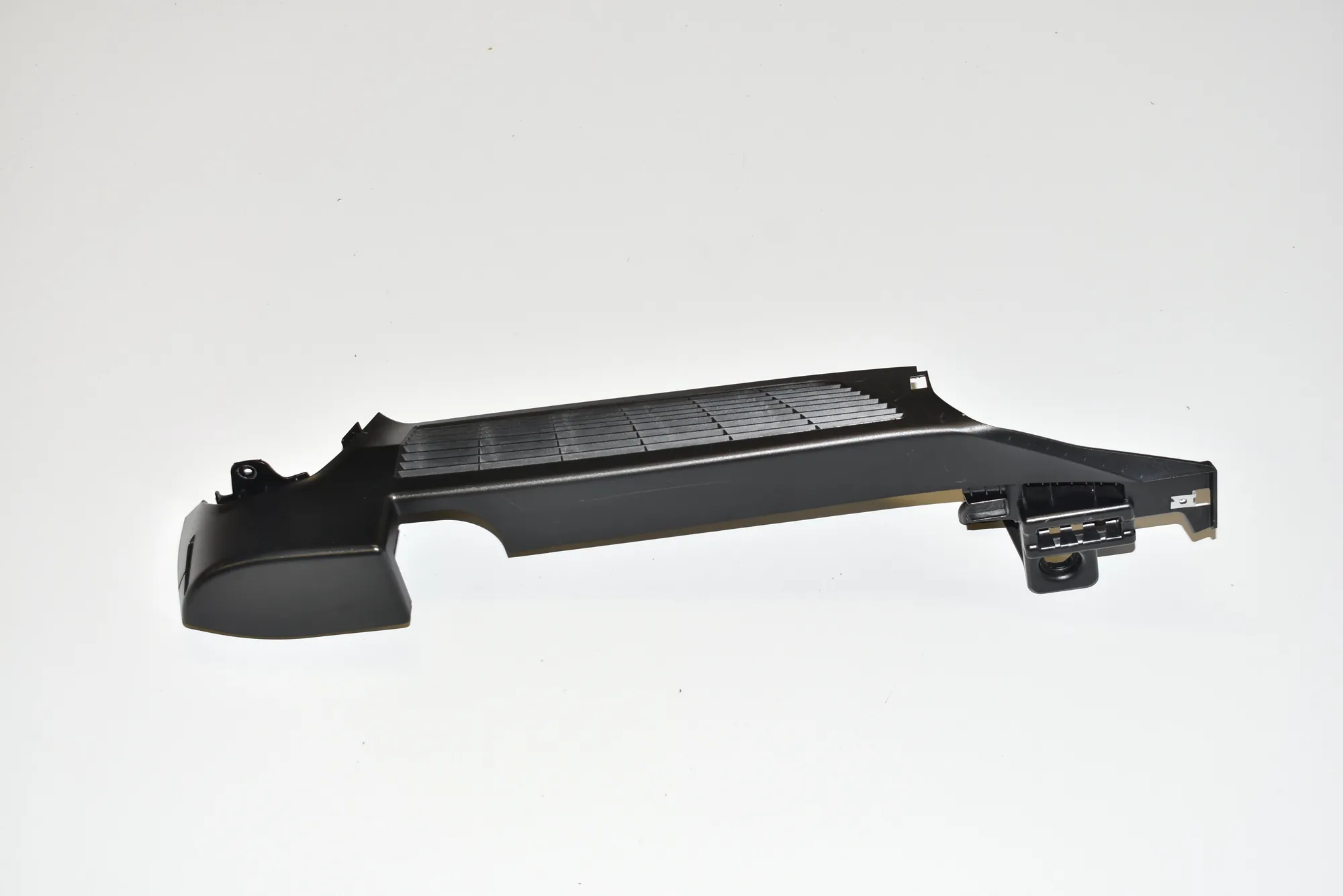 Trunk Boot Trim – OEM 9200694 · BMW 5 Touring (F11) M 550 d xDrive 2012