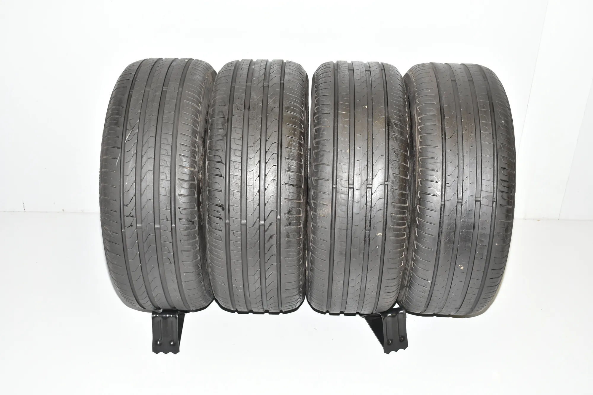 Tyre Kit · BMW 5 (G30) BMW 5 (G30) 2016