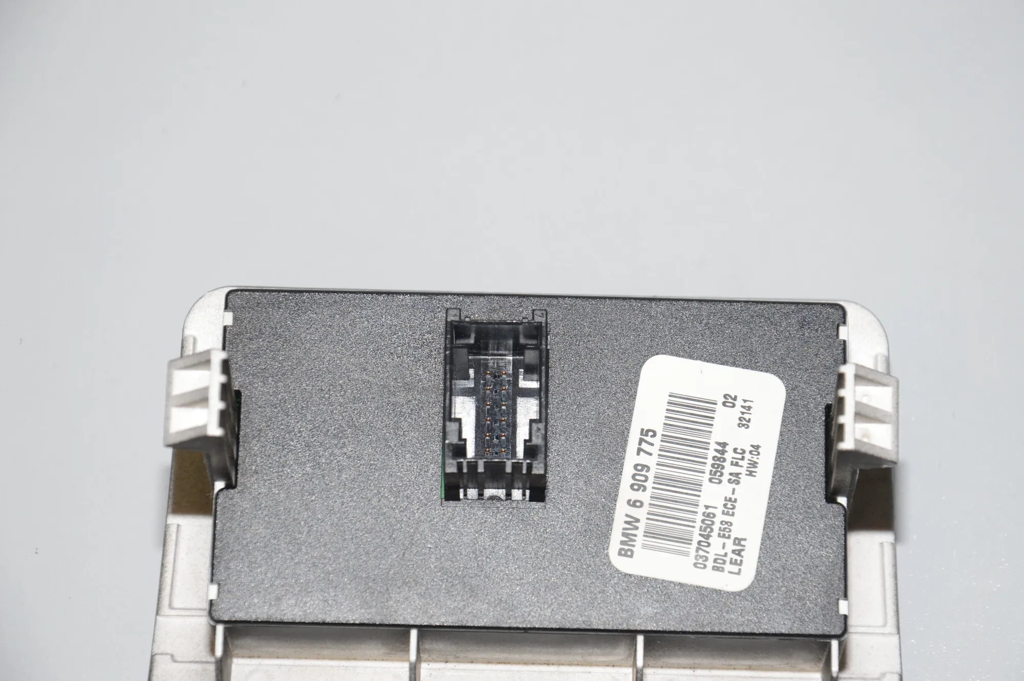 Headlight Switch Control Unit – OEM 6909775 · BMW X5 (E53) 4.6 is 2003 – 5