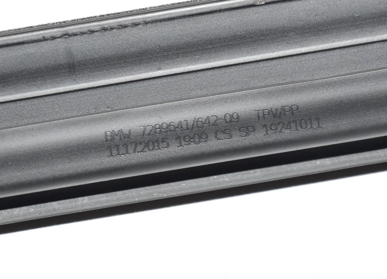 Rear Right Door Seal Rubber – OEM 7289642 · BMW X5 (F15, F85) M 50 d 2015 – 5