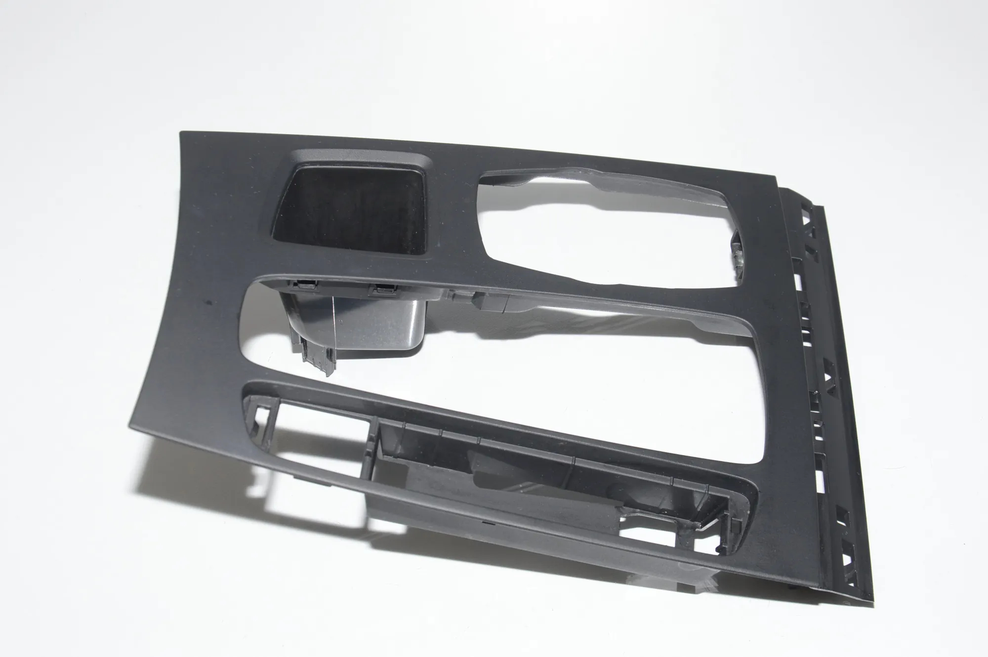 Gear Shifting Level Plastic Trim – OEM 69252116 · BMW X5 (F15, F85) M 50 d 2015 – 3