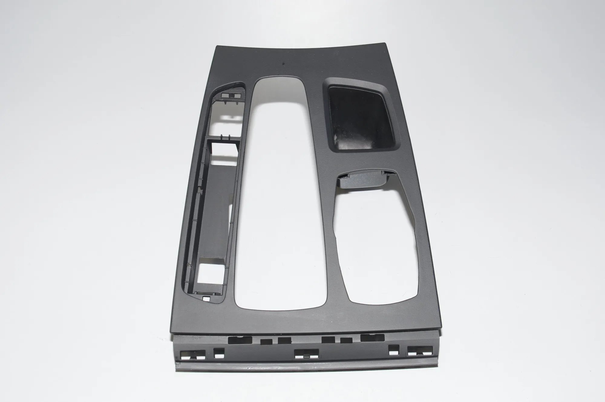 Gear Shifting Level Plastic Trim – OEM 69252116 · BMW X5 (F15, F85) M 50 d 2015