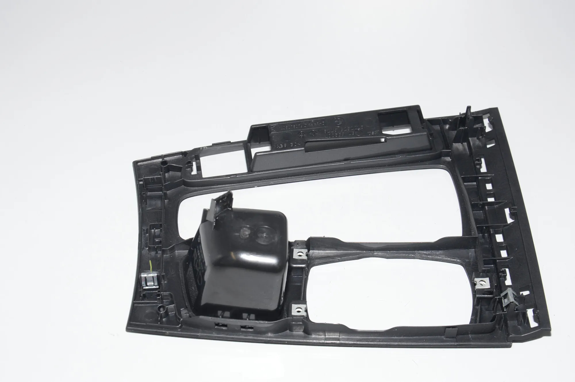 Gear Shifting Level Plastic Trim – OEM 69252116 · BMW X5 (F15, F85) M 50 d 2015 – 4