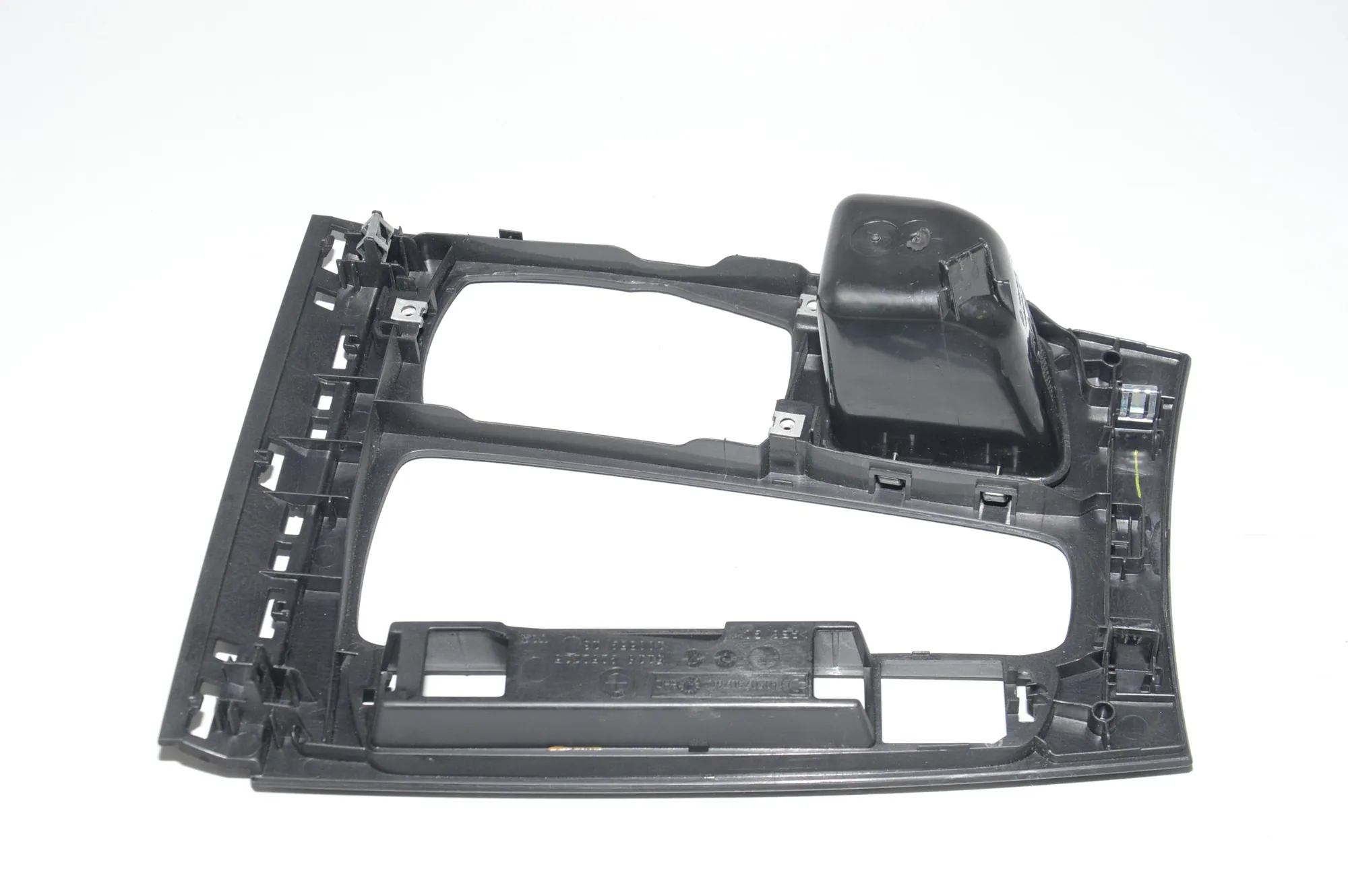 Gear Shifting Level Plastic Trim – OEM 69252116 · BMW X5 (F15, F85) M 50 d 2015 – 5