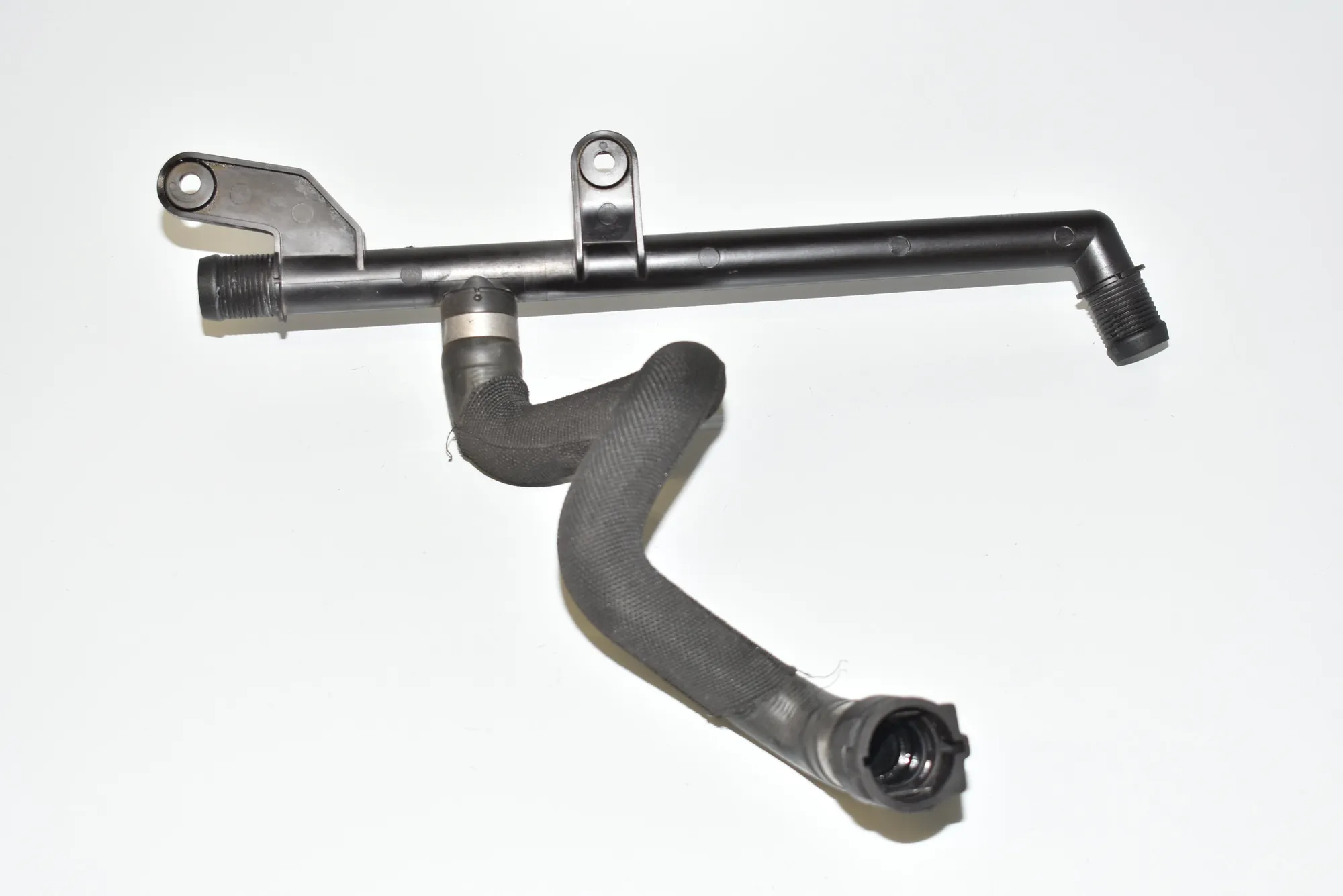 Coolant Hose Pipe – OEM 9266419 · BMW 5 Touring (F11) M 550 d xDrive 2012
