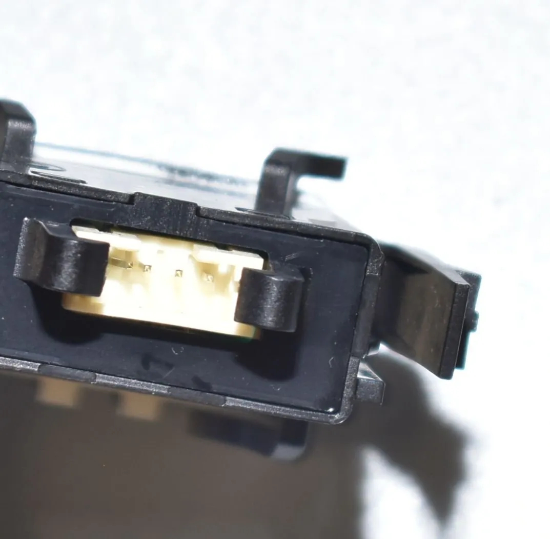 Switches – OEM 9284743 · BMW X5 (F15, F85) M 50 d 2015 – 5
