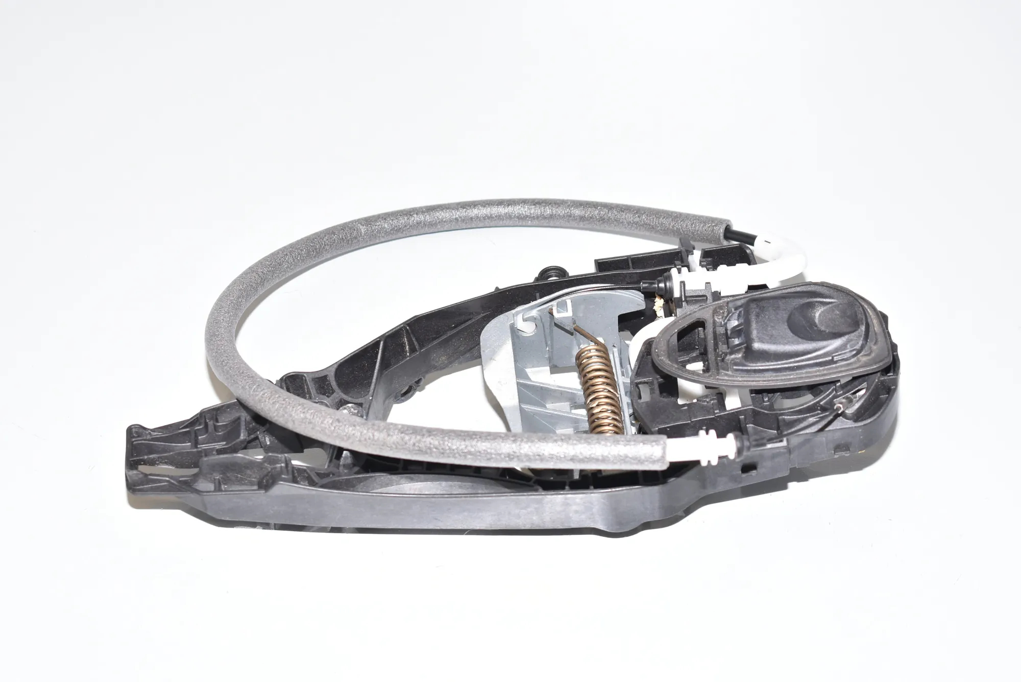 Rear Right Door Interior Handle Frame – OEM 7377242 · BMW 7 (G11, G12) BMW 7 (G11, G12) 740 d, Ld xDrive 2019 – 3