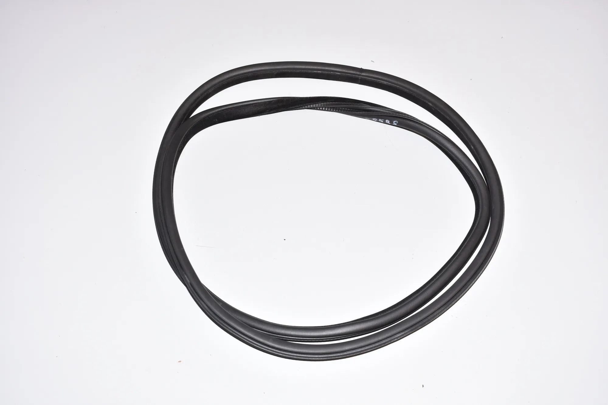 Rear Right Door Seal Rubber – OEM 7289639 · BMW X5 (F15, F85) M 50 d 2015