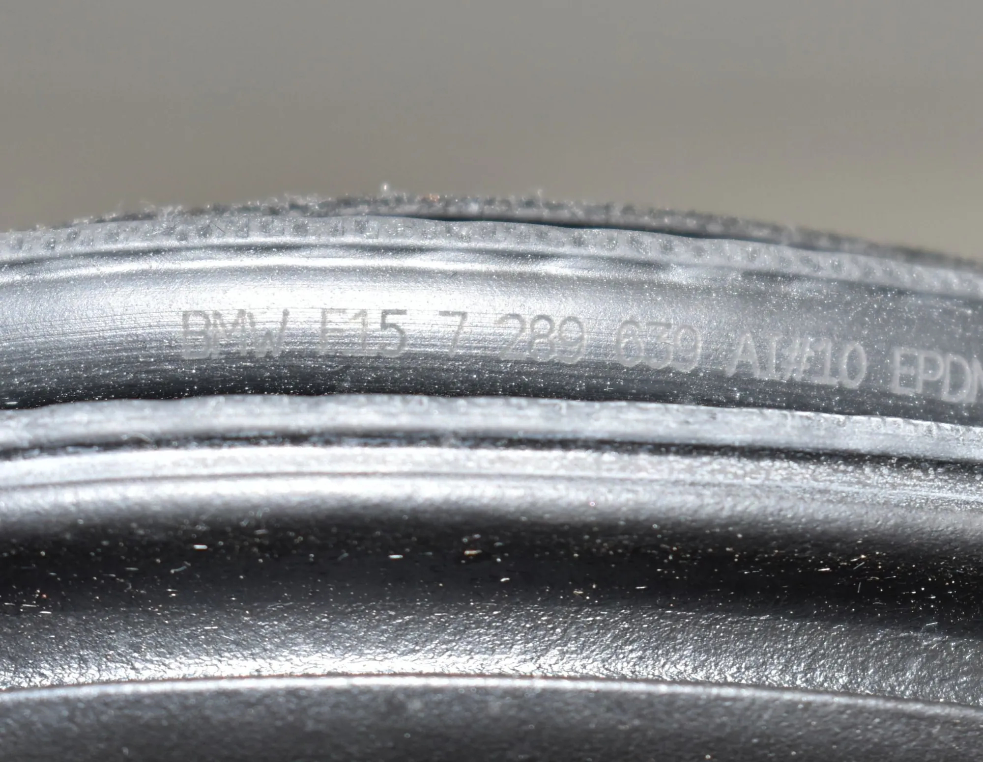 Rear Left Door Seal Rubber – OEM 7289639 · BMW X5 (F15, F85) M 50 d 2015 – 5