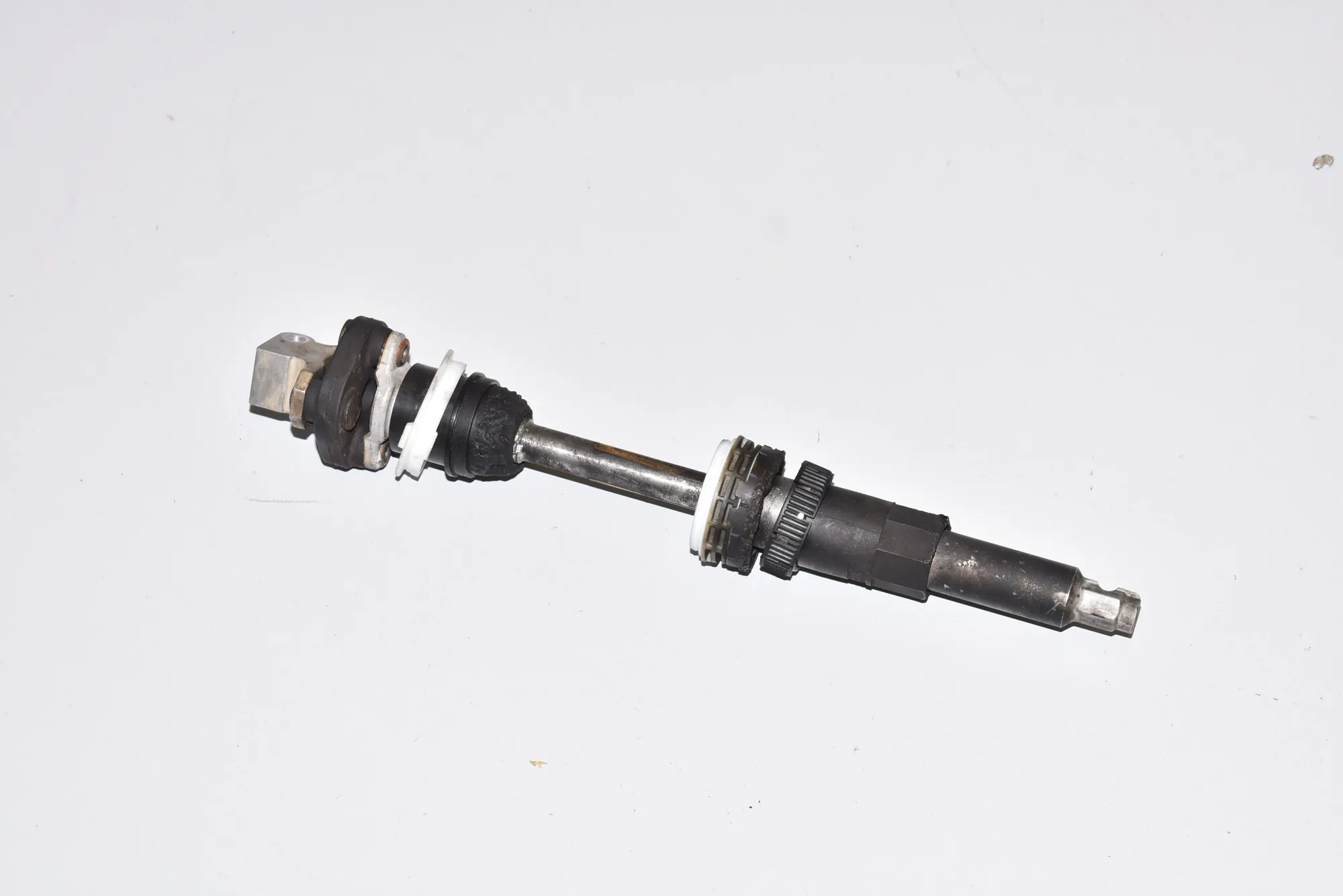 Steering Column Shaft Joint – OEM 6864138 · BMW X5 (F15, F85) M 50 d 2015 – 3