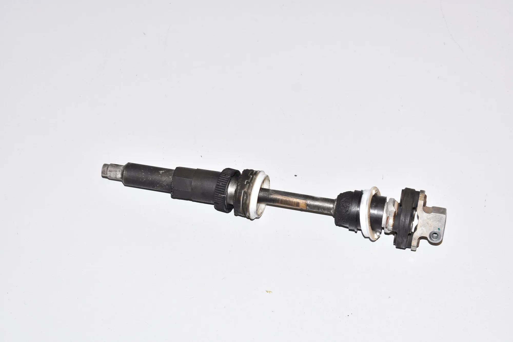 Steering Column Shaft Joint – OEM 6864138 · BMW X5 (F15, F85) M 50 d 2015