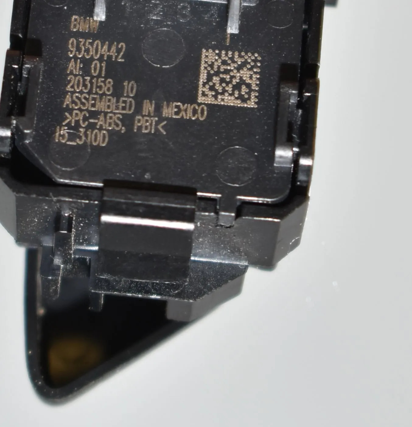 Central Locking Switch – OEM 9350442 · BMW X5 (F15, F85) M 50 d 2015 – 6