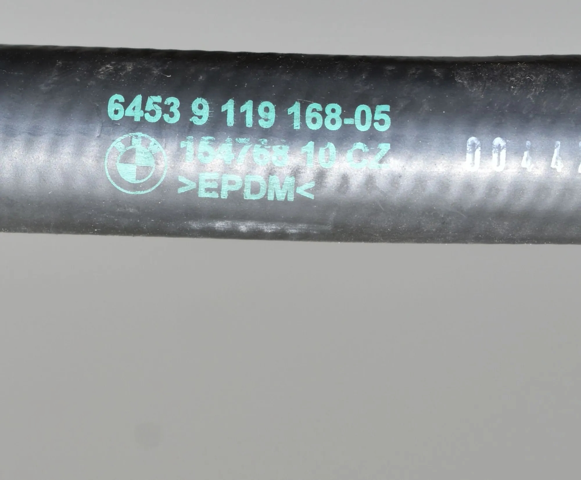 Coolant Hose Pipe – OEM 9119168 · BMW 5 Touring (F11) M 550 d xDrive 2013 – 5