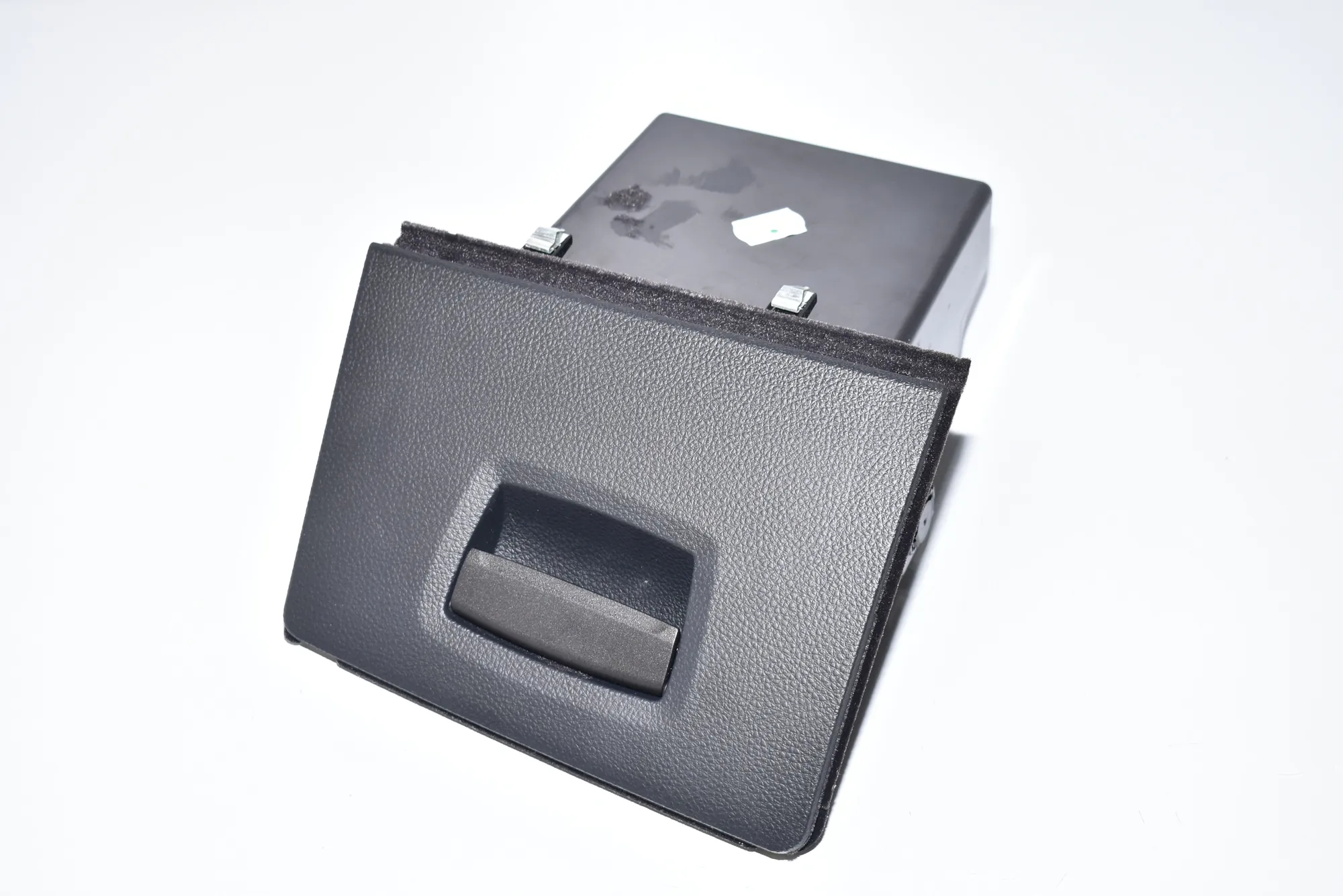 Glove Compartment – OEM 9166696 · BMW 5 Touring (F11) M 550 d xDrive 2013