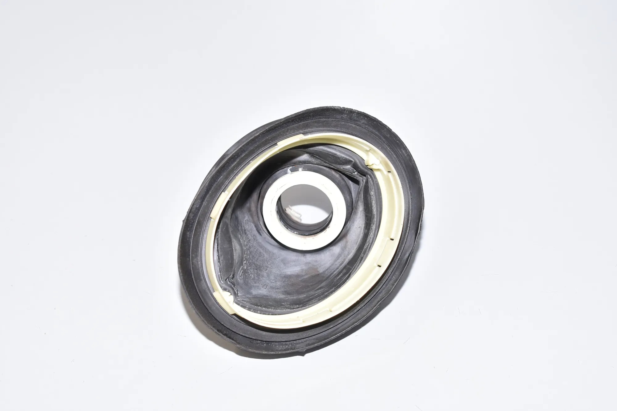 Other Body Parts – OEM 6778137 · BMW 5 Touring (F11) M 550 d xDrive 2013 – 3