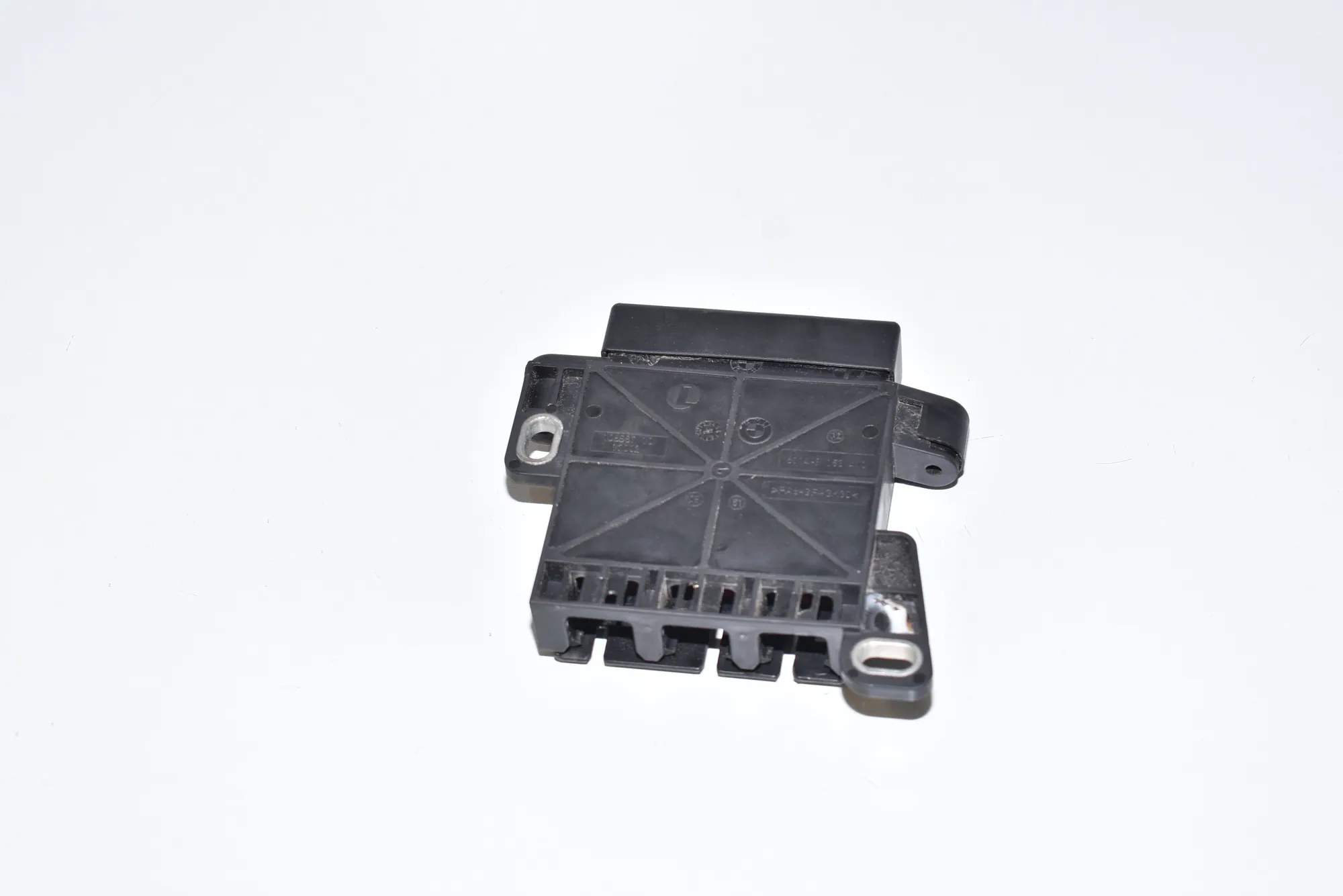 Power Distribution Unit – OEM 9153418 · BMW 5 Touring (F11) M 550 d xDrive 2013 – 4