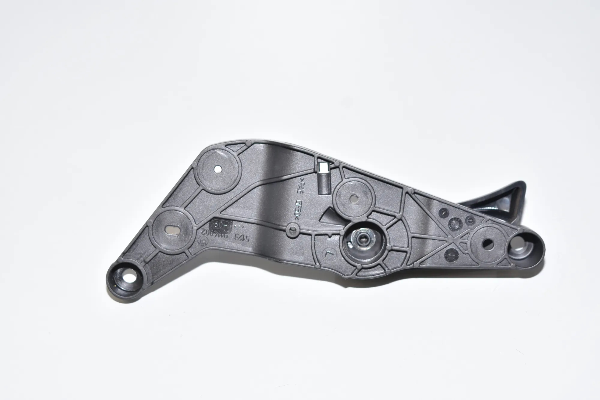 Bonnet Release Handle – OEM 9114002 · BMW 5 Touring (F11) M 550 d xDrive 2013 – 3