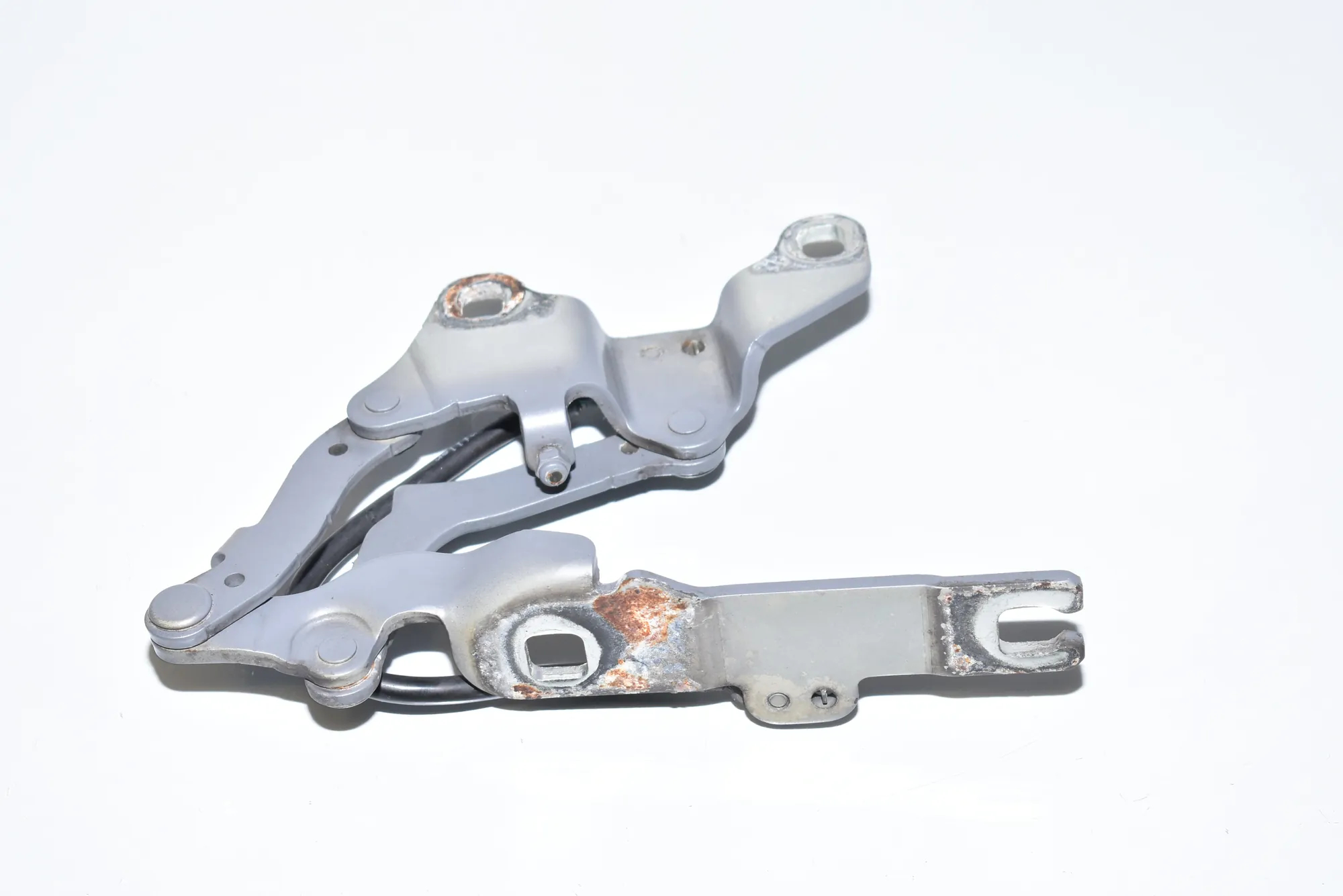 Front Left Bonnet Hinge – OEM 7115263 · BMW 3 Touring (E91) 325 d 2011 – 3