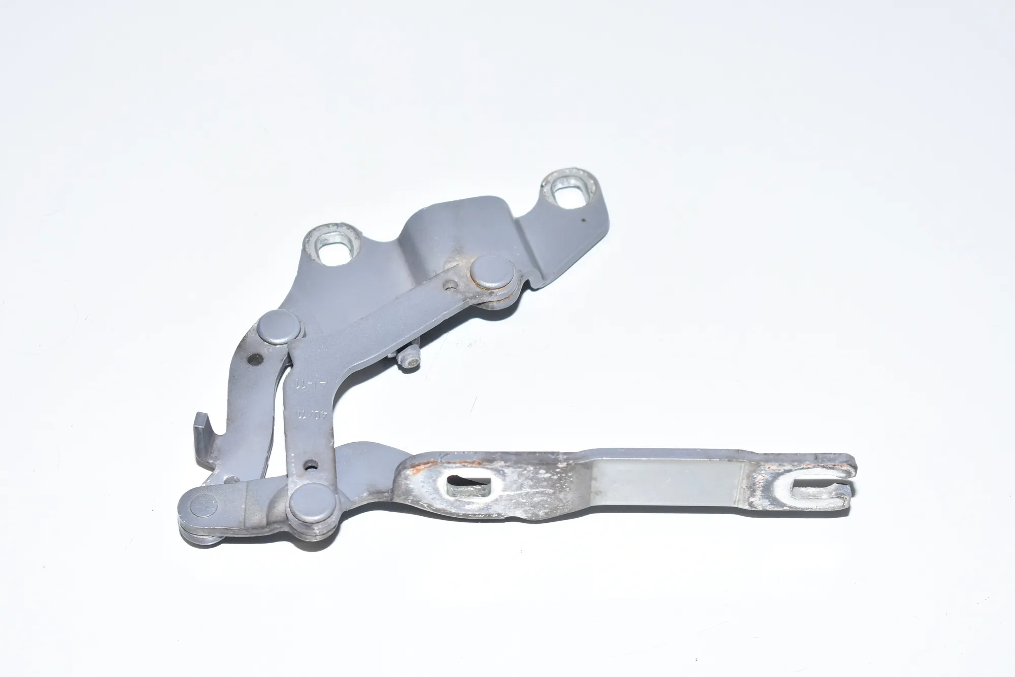 Front Right Bonnet Hinge – OEM 7115264 · BMW 3 Touring (E91) 325 d 2011