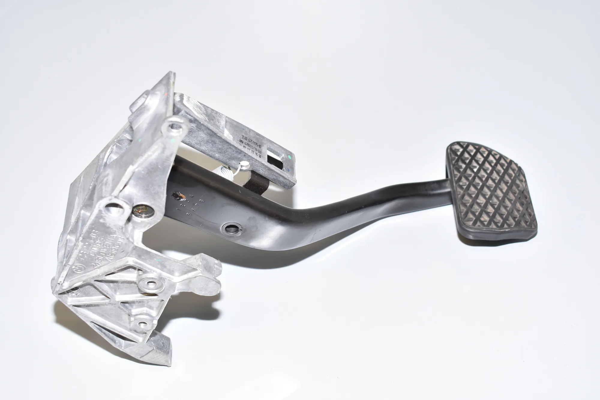 Brake Pedal – OEM 6751975 · BMW 3 Touring (E91) 325 d 2011 – 2