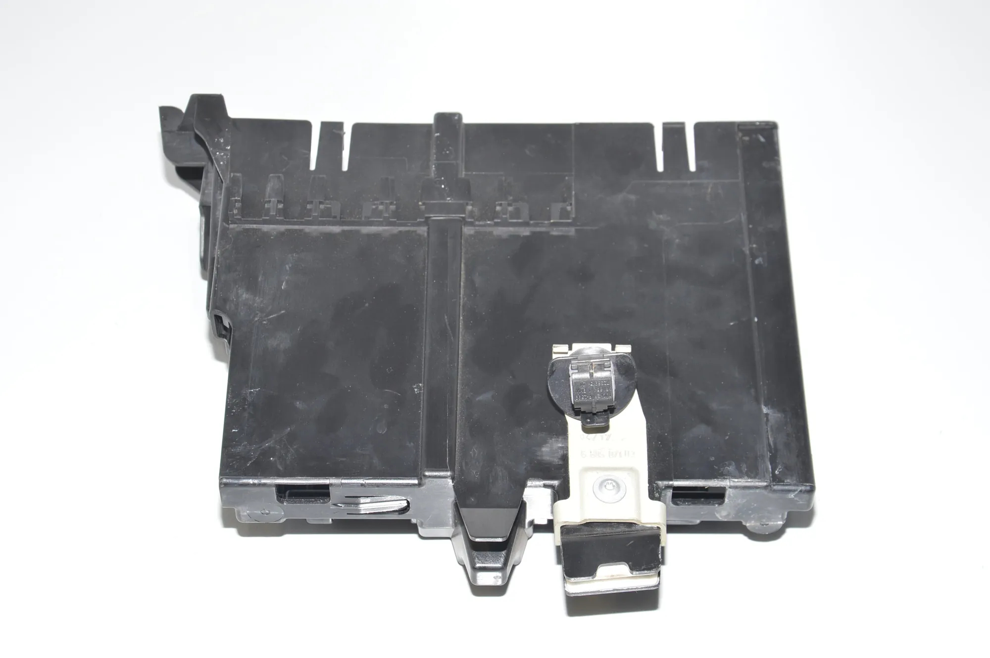 Bracket – OEM 8601608 · BMW 7 (G11, G12) BMW 7 (G11, G12) M 760 Li xDrive 2017 – 3