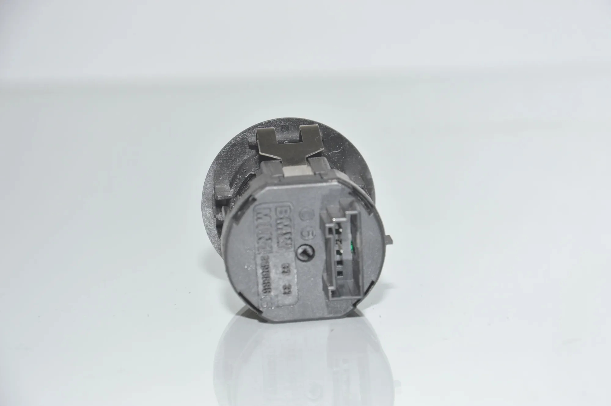 SRS Switch – OEM 9196886 · BMW 5 Touring (F11) M 550 d xDrive 2013 – 4